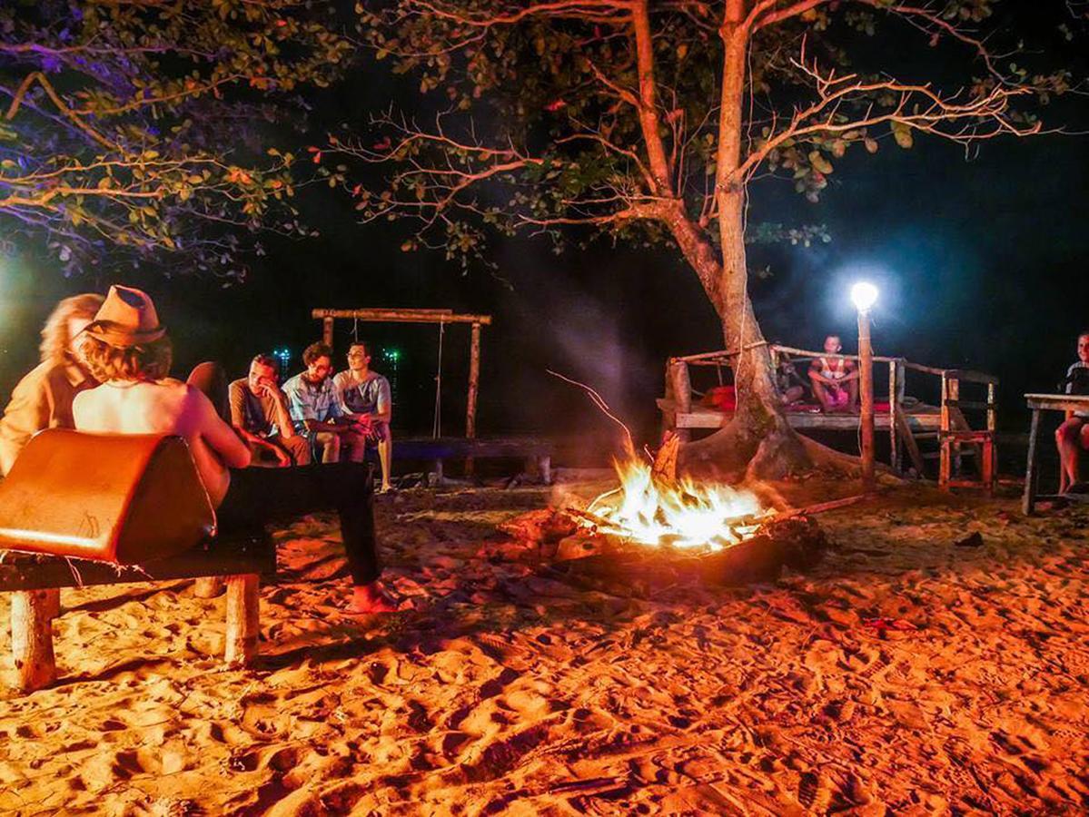 Yellow Moon M23 Koh Rong Sanloem Dış mekan fotoğraf